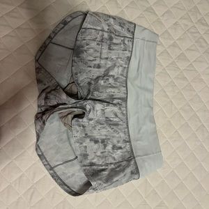 Lululemon Speedup Shorts Grey Pattern